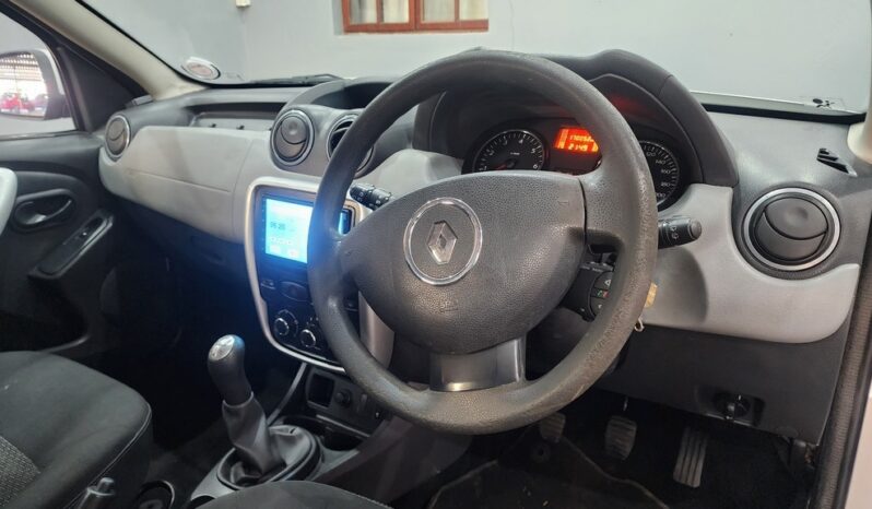 2014 RENAULT DUSTER 1.6 DYNAMIQUE For Sale in Bloemfontein full