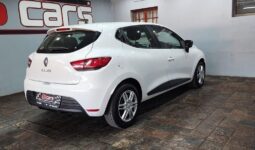 2020 RENAULT CLIO IV 900T AUTHENTIQUE 5DR (66KW) For Sale in Bloemfontein full
