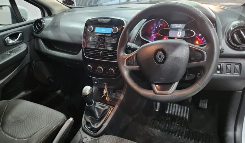 2020 RENAULT CLIO IV 900T AUTHENTIQUE 5DR (66KW) For Sale in Bloemfontein full