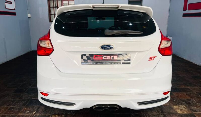 2015 FORD FOCUS 2.0 GTDi ST3 (5DR) For Sale in Bloemfontein full